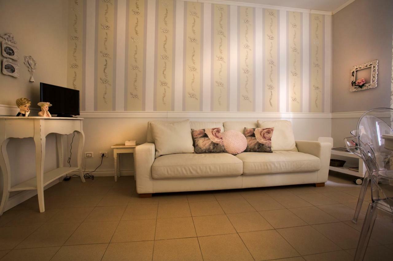 Casa Di Charme "Rosa-Rosae" Apartment Verona Exterior foto